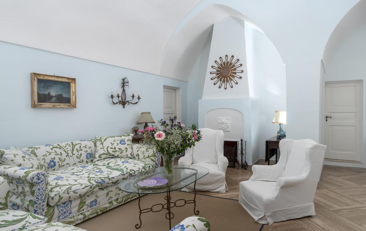 I Tre Soli Apartments By Caprirooms Екстериор снимка