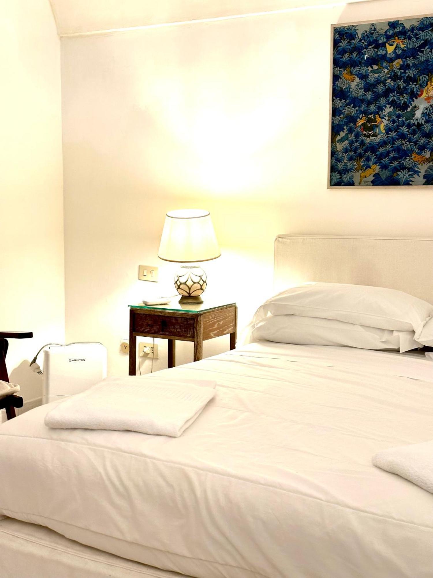 I Tre Soli Apartments By Caprirooms Екстериор снимка