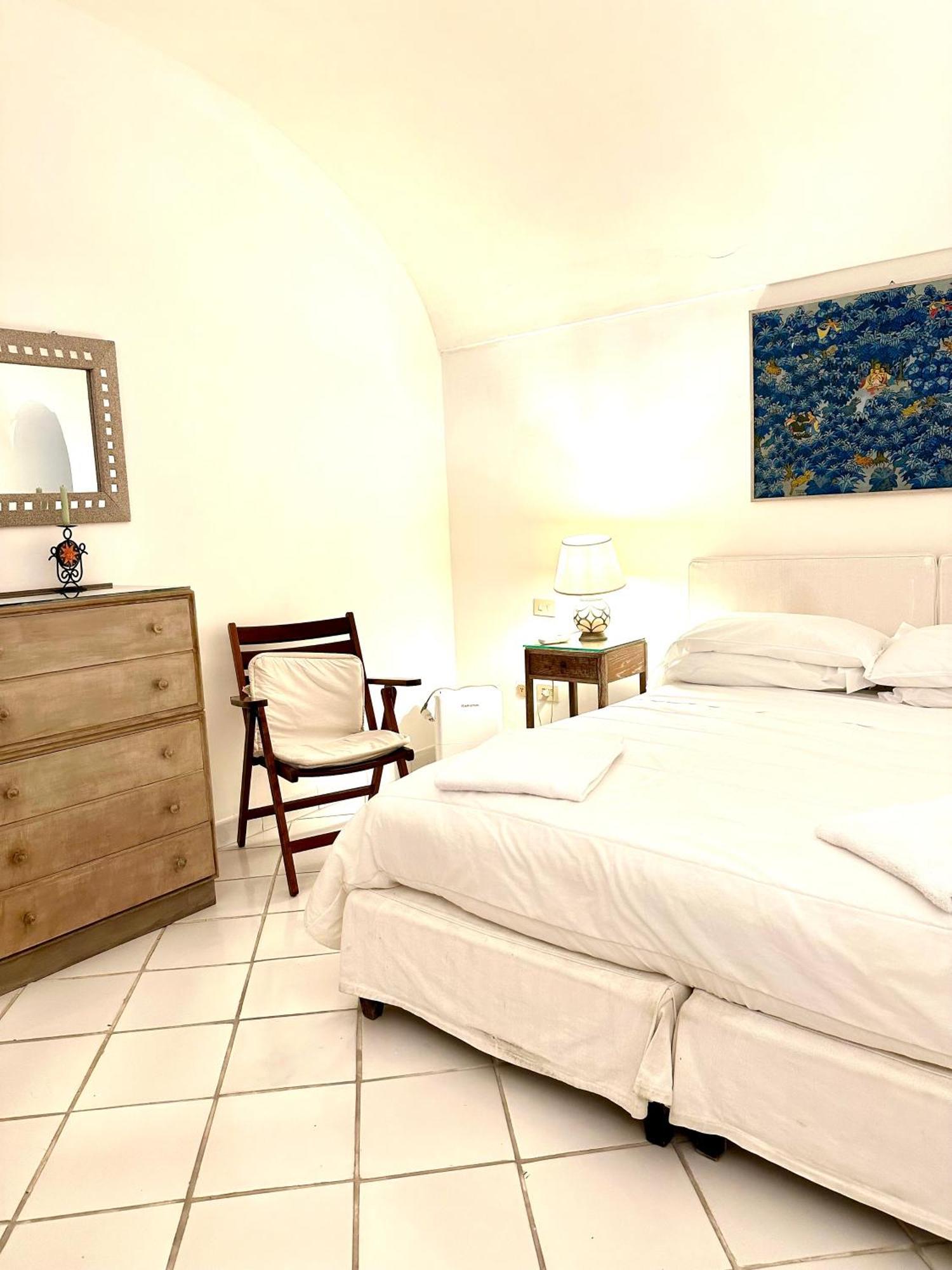 I Tre Soli Apartments By Caprirooms Екстериор снимка